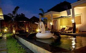 Homayoon Villa At Bisma - Great Location In Heart Of Ubud